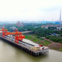 有利于砂石外運(yùn)！江西首座萬噸級碼頭建成